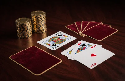Baccarat & Poker